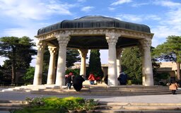 تور هوایی شیراز از رشت